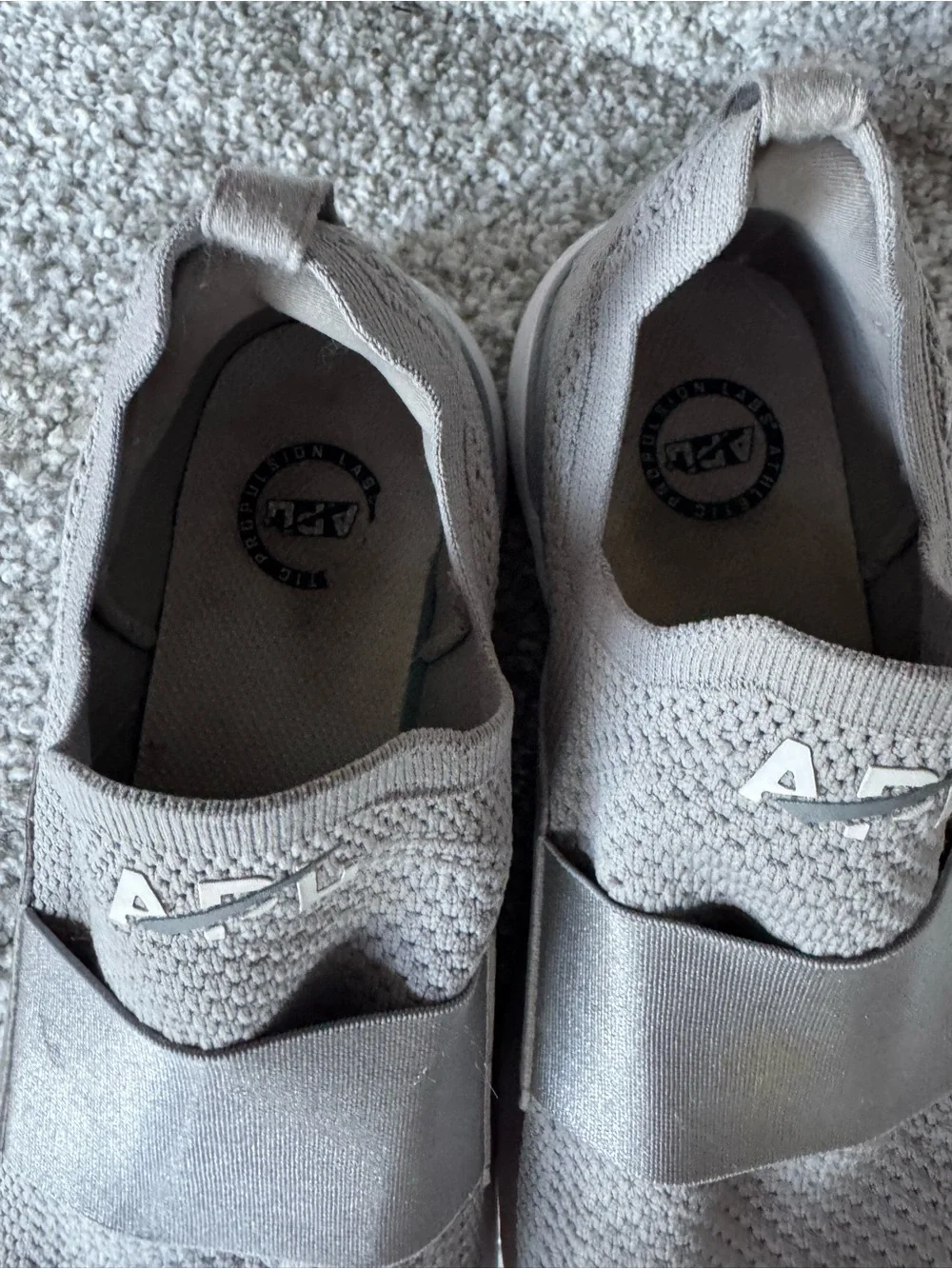 Lululemon Womens TechLoom Bliss Shoe cement sz 9